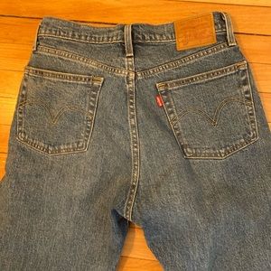 BRAND NEW 501 LEVIS DARK WASH